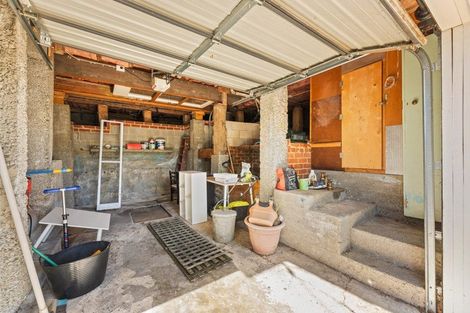 Photo of property in 66 Hocken Street, Kenmure, Dunedin, 9011