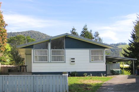 Photo of property in 6 Adam Place, Mangakakahi, Rotorua, 3015