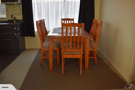 Photo of property in 8 Harvard Court, Melville, Hamilton, 3206