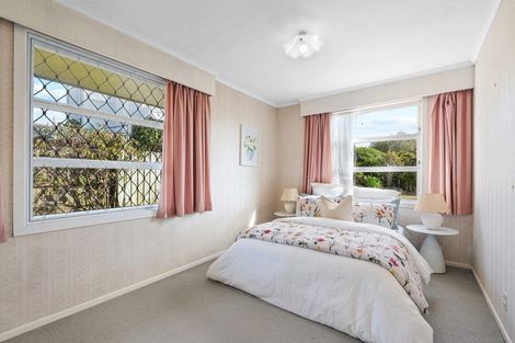 Photo of property in 1 Elizabeth Place, Mairangi Bay, Auckland, 0630