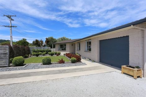 Photo of property in 2 Mason Street, Riverdale, Gisborne, 4010
