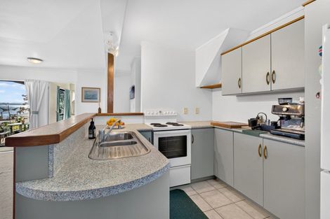 Photo of property in 4 Davis Crescent, Paihia, 0200