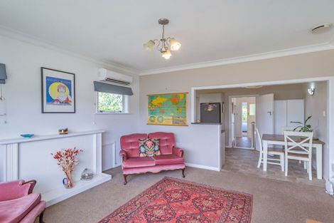 Photo of property in 37 Bowen Street, Levin, 5510