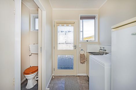 Photo of property in 8b Kenilworth Road, Oamaru North, Oamaru, 9400