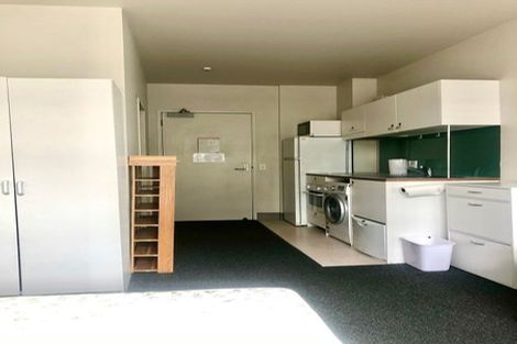 Photo of property in Urbane Apartments, 7/29 Webb Street, Mount Cook, Wellington, 6011