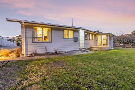 Photo of property in 18 Thimble Lane, Whitby, Porirua, 5024