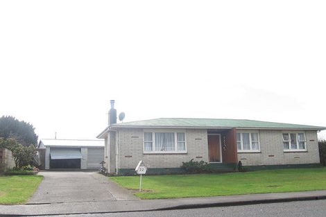 Photo of property in 22 Folkestone Drive, Flaxmere, Hastings, 4120