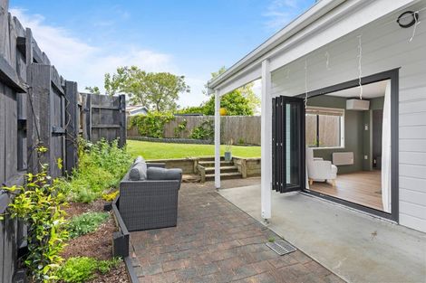 Photo of property in 1/98 Astley Avenue, New Lynn, Auckland, 0600