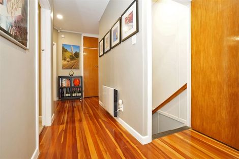 Photo of property in 84 Cambridge Road, Hillcrest, Hamilton, 3216