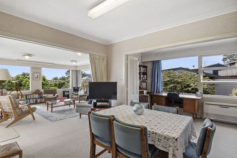 Photo of property in 1 Elizabeth Place, Mairangi Bay, Auckland, 0630