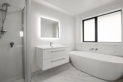 Photo of property in 28 Inuwai Street, Glenview, Hamilton, 3206