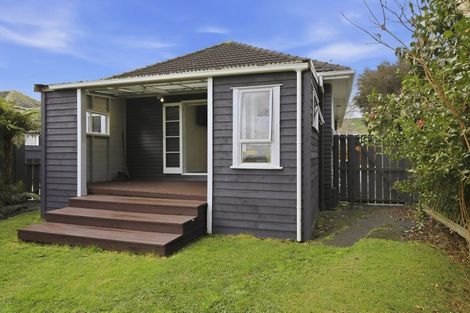 Photo of property in 96 Thames Road, Paeroa, 3600