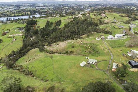 Photo of property in 733b Ridge Road, Riverhead, 0793