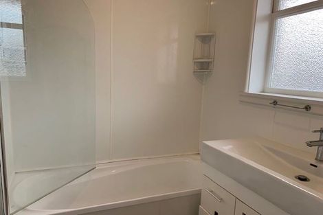 Photo of property in 39 Middlepark Road, Sockburn, Christchurch, 8042