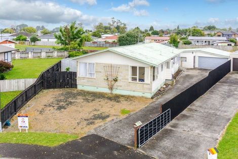 Photo of property in 9 Bremridge Place, Melville, Hamilton, 3206