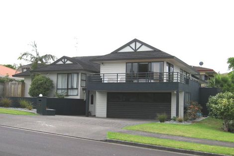 Photo of property in 7 Cherub Place, West Harbour, Auckland, 0618