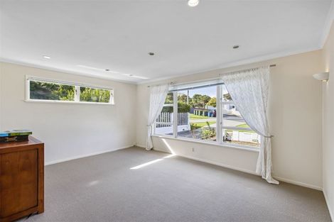 Photo of property in 211 Manuka Road, Bayview, Auckland, 0629