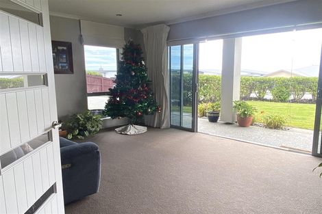 Photo of property in 4 Karoro Place, Karoro, Greymouth, 7805