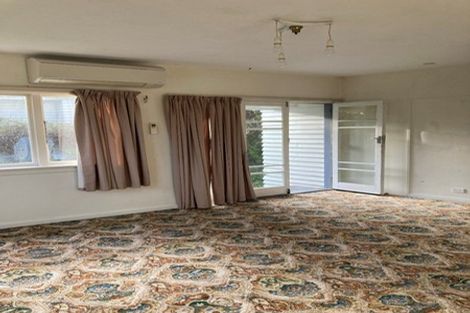 Photo of property in 124 Wairakei Road, Bryndwr, Christchurch, 8053