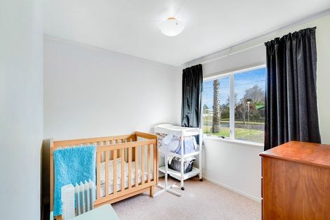 Photo of property in 300 Shakespeare Street, Leamington, Cambridge, 3432
