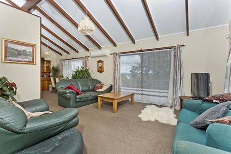 Photo of property in 18 Pemberton Avenue, Bayview, Auckland, 0629