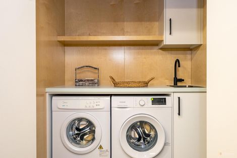 Photo of property in 1 Hislop Street, Geraldine, 7930