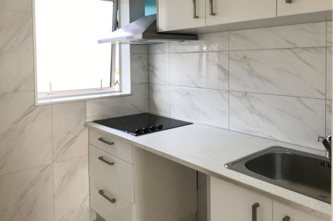 Photo of property in 7 Sheralee Place, Bucklands Beach, Auckland, 2014