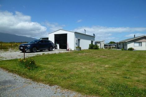 Photo of property in 46 Johnston Crescent, Haast, 7886
