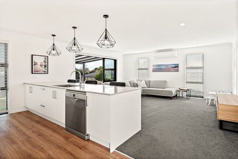 Photo of property in 8 Gaynor Way, Te Puke, 3119