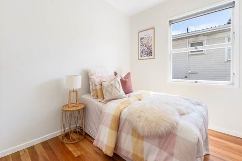 Photo of property in 7 Munstead Place, Hillcrest, Auckland, 0627