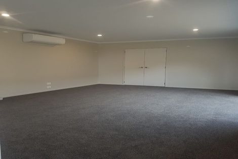 Photo of property in 10 Apostle Mews, Papamoa, 3118