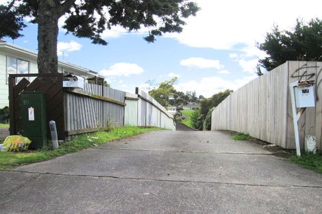 Photo of property in 82 Alabaster Drive, Papatoetoe, Auckland, 2025