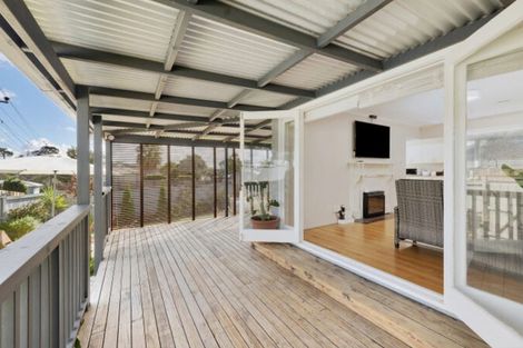 Photo of property in 265 Hepburn Road, Glendene, Auckland, 0602