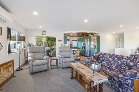 Photo of property in 6c Reynolds Road, Pukekohe, 2120
