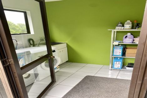 Photo of property in 367 Triangle Road, Henderson, Auckland, 0610