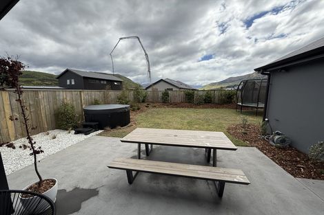 Photo of property in 8 Barn Road, Jacks Point, 9371