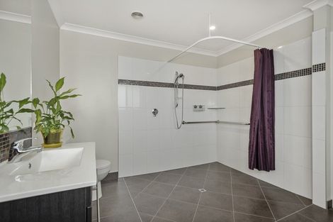 Photo of property in 151 Ballintoy Park Drive, Welcome Bay, Tauranga, 3175