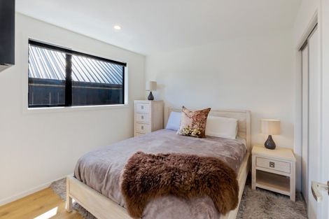 Photo of property in 4 Coopworth Road, Jacks Point, 9371