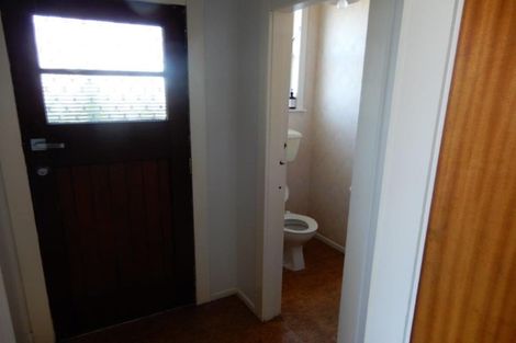 Photo of property in 47 Glover Road, Hawera, 4610