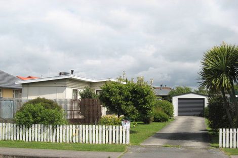 Photo of property in 1 Akaroa Street, Kaiapoi, 7630