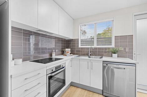 Photo of property in 3/138 North Avon Road, Richmond, Christchurch, 8013