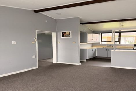 Photo of property in 1-12/71 Main Street, Mataura, 9712