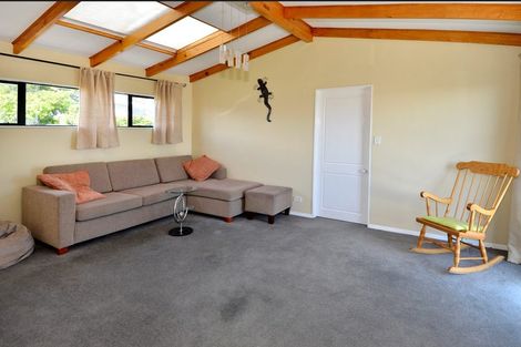 Photo of property in 1/94 Jutland Road, Hauraki, Auckland, 0622