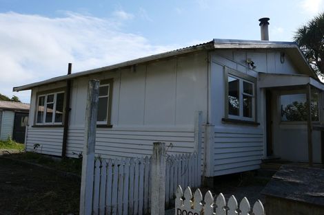 Photo of property in 15 Beach Road, Paekakariki, 5034