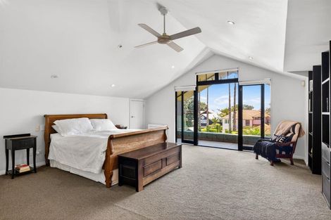 Photo of property in 11 Audrey Road, Takapuna, Auckland, 0620