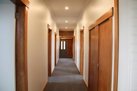 Photo of property in 8 Peace Street, Tuatapere, 9620