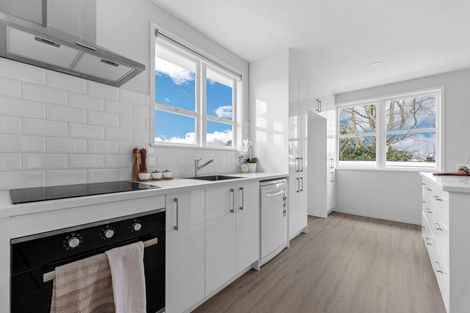 Photo of property in 7 Cooper Place, Papakura, 2110