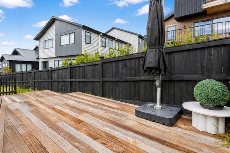 Photo of property in 7 Halcyon Bay Lane, Wainui, 0992