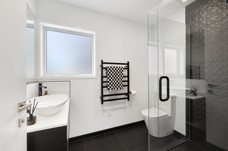 Photo of property in 5a Staveley Street, Avonhead, Christchurch, 8042