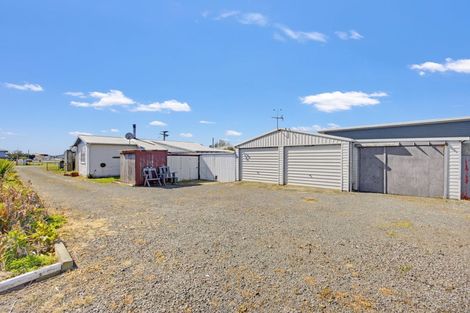 Photo of property in 24 Linklater Avenue, Foxton Beach, Foxton, 4815